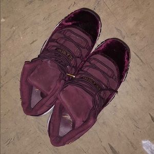 Limited Edition retro jordan 11 suede Burgundy